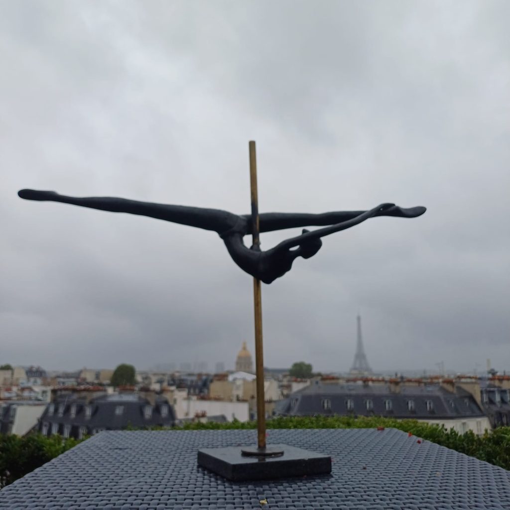 Escultura en bronce de Juan Carlos Franco