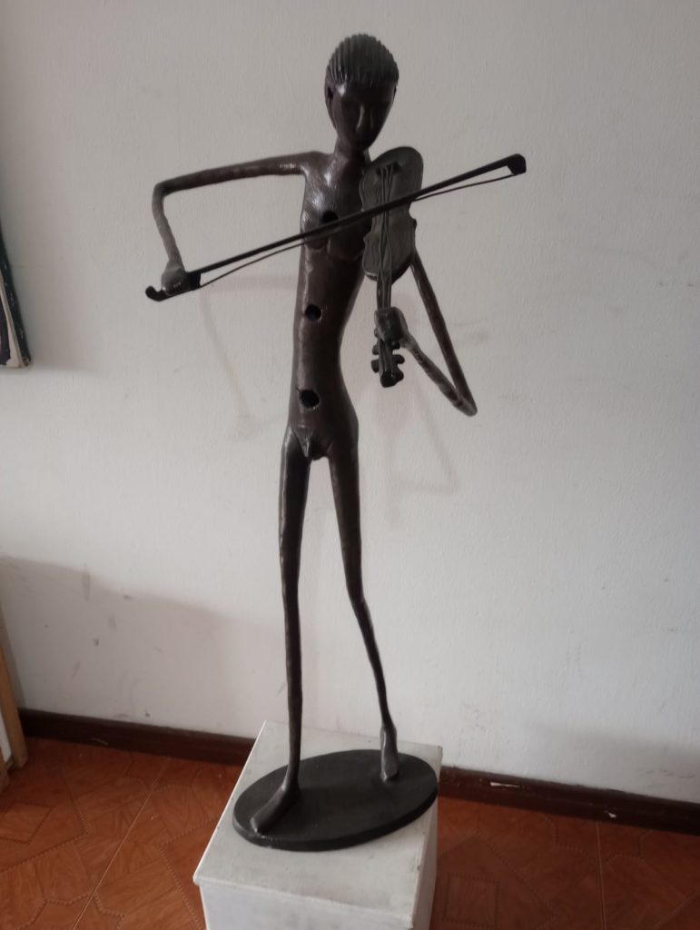 Escultura en bronce de Juan Carlos Franco
